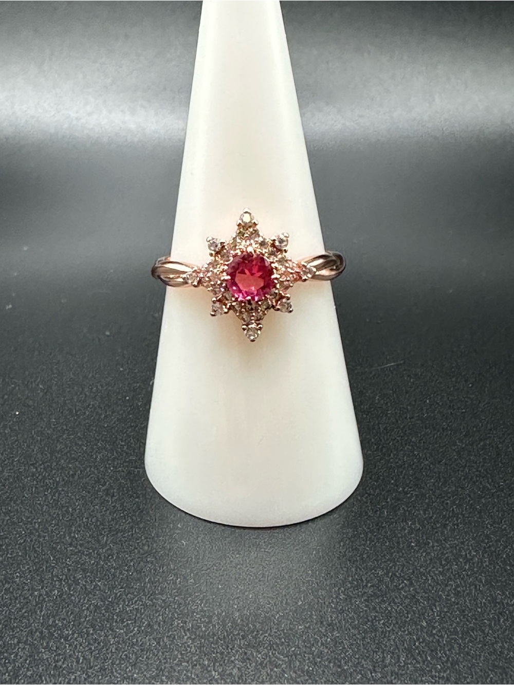 RBP3688 Starburst Shimmer ring Size 8 Rose Gold Plating NWT